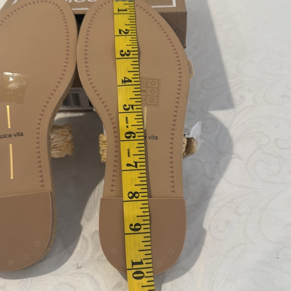 dolce vita Alaina Lt Natural Raffia Sandal. Ladies 7.5 - Picture 12 of 13
